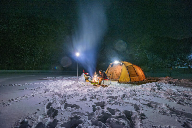 寒くてもキャンプに行きたい人必見！冬キャンプで使える便利グッズ6選